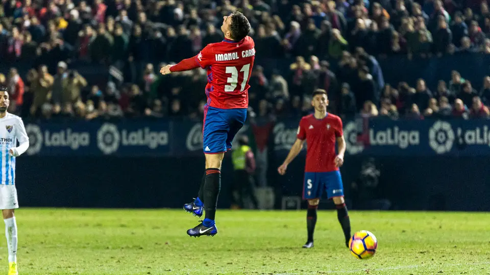 Partido de Liga entre Osasuna y Málaga (1-1) disputado en El Sadar (42). IÑIGO ALZUGARAY