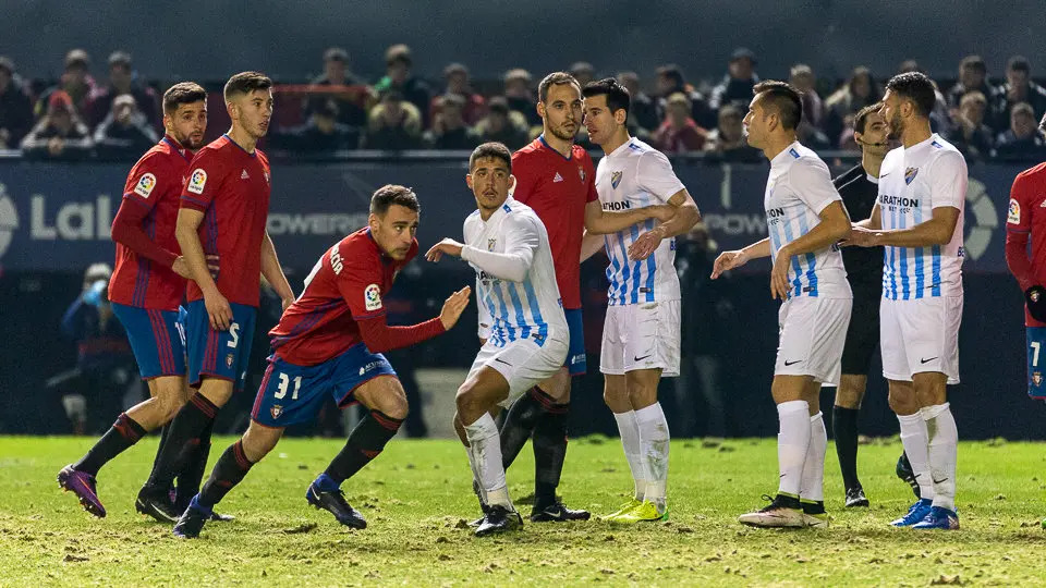 Partido de Liga entre Osasuna y Málaga (1-1) disputado en El Sadar (45). IÑIGO ALZUGARAY