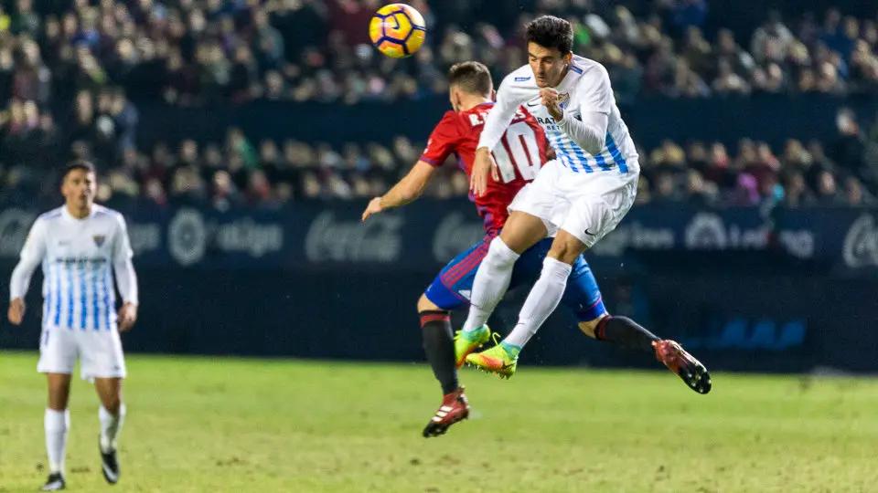 Partido de Liga entre Osasuna y Málaga (1-1) disputado en El Sadar (48). IÑIGO ALZUGARAY