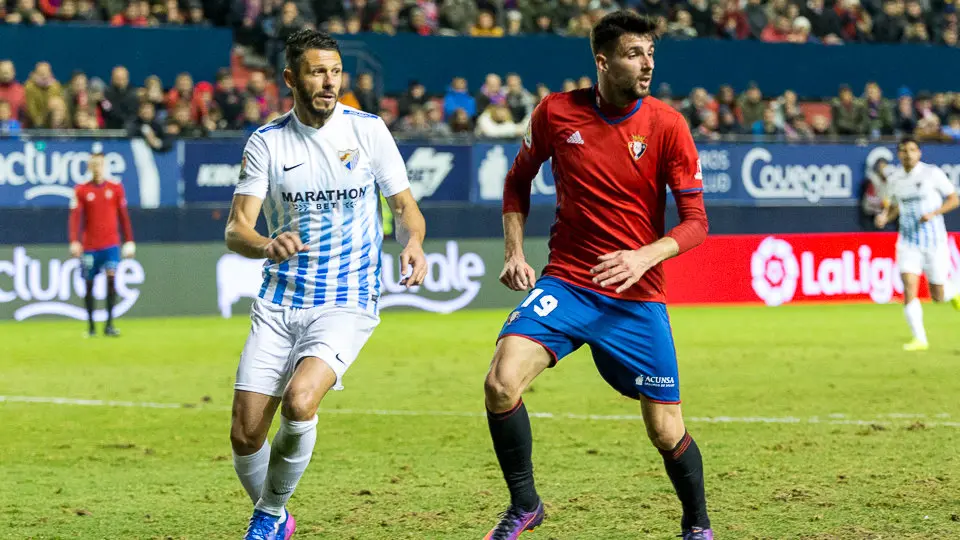 Partido de Liga entre Osasuna y Málaga (1-1) disputado en El Sadar (52). IÑIGO ALZUGARAY