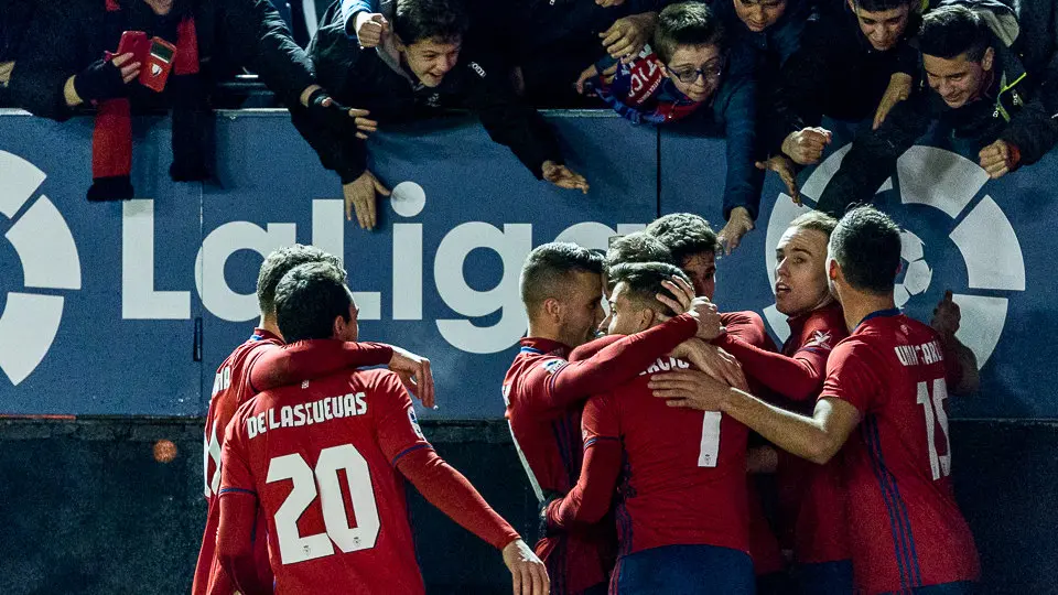 Partido de Liga entre Osasuna y Málaga (1-1) disputado en El Sadar (57). IÑIGO ALZUGARAY