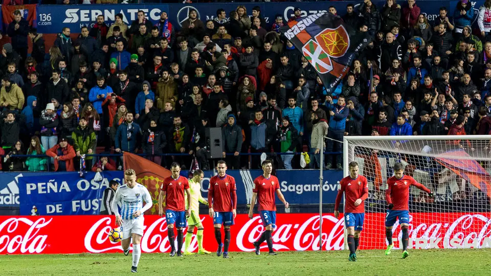 Partido de Liga entre Osasuna y Málaga (1-1) disputado en El Sadar (59). IÑIGO ALZUGARAY