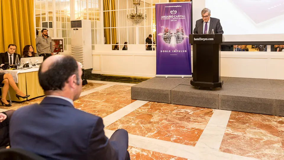 Presentación del Anuario de 'Navarra Capital' con la presencia del vicepresidente de Desarrollo Económico del Gobierno, Manu Ayerdi (02). IÑIGO ALZUGARAY