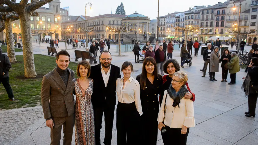 El equipo de El Guardián Invisible presenta en Pamplona la película junto a Marta Etura, Dolores Redondo y el directo. PABBLO LASAOSA (24)