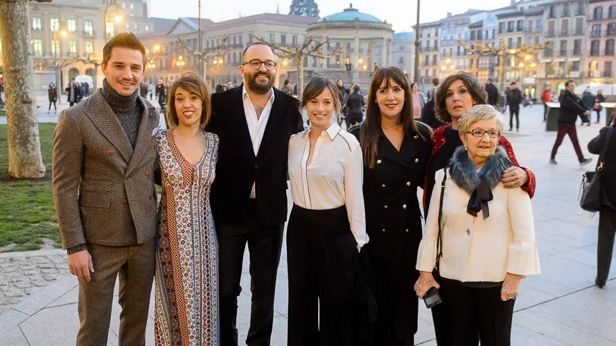 El equipo de El Guardián Invisible presenta en Pamplona la película junto a Marta Etura, Dolores Redondo y el directo. PABBLO LASAOSA (25)