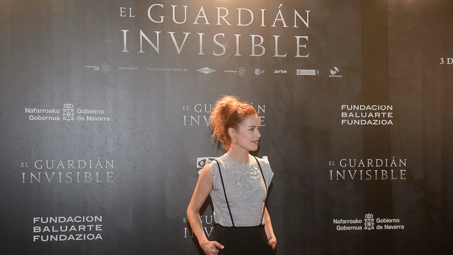 El equipo de El Guardián Invisible presenta en Pamplona la película junto a Marta Etura, Dolores Redondo y el directo. PABBLO LASAOSA (33)