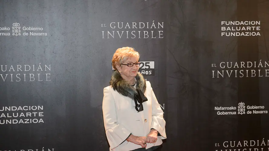 El equipo de El Guardián Invisible presenta en Pamplona la película junto a Marta Etura, Dolores Redondo y el directo. PABBLO LASAOSA (34)