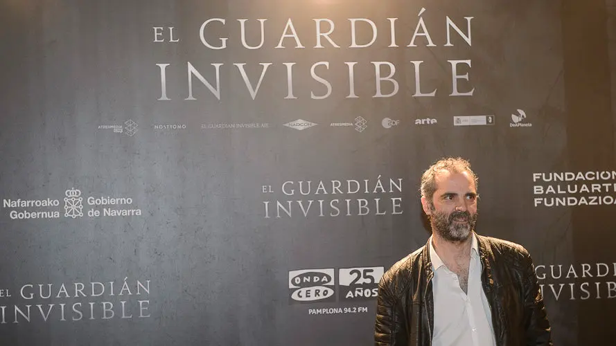 El equipo de El Guardián Invisible presenta en Pamplona la película junto a Marta Etura, Dolores Redondo y el directo. PABBLO LASAOSA (36)