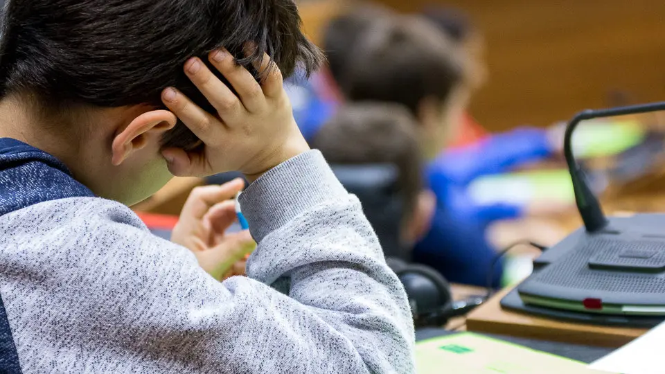 El Parlamento de Navarra celebra una sesión con 73 escolares, organizada por Aldeas Infantiles (25). IÑIGO ALZUGARAY