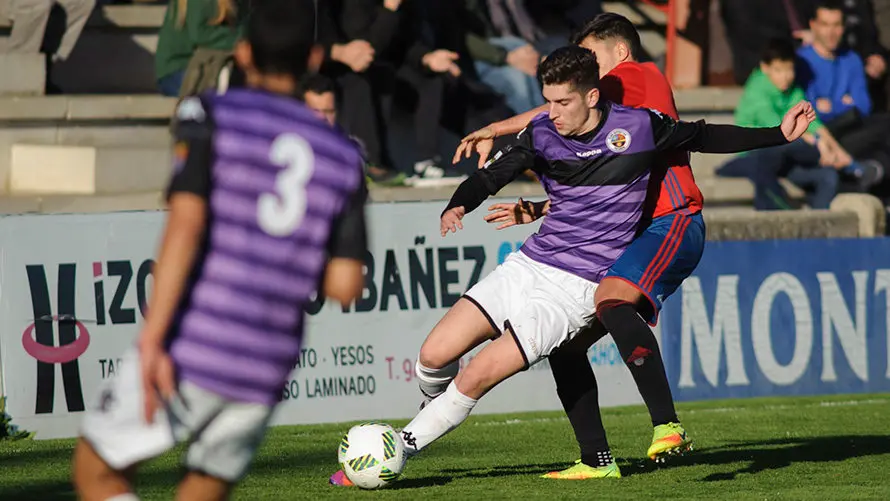 Partido de Osasuna Promesas contra Palencia en Tajonar. MIGUEL OSÉS_13