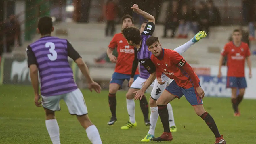 Partido de Osasuna Promesas contra Palencia en Tajonar. MIGUEL OSÉS_22