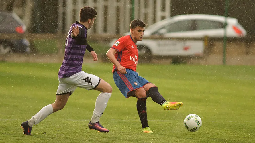 Partido de Osasuna Promesas contra Palencia en Tajonar. MIGUEL OSÉS_23