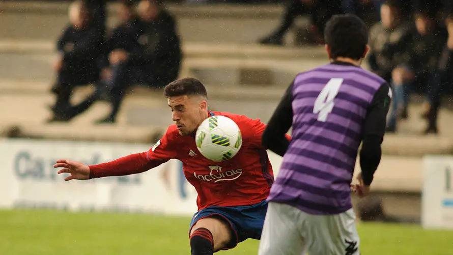 Partido de Osasuna Promesas contra Palencia en Tajonar. MIGUEL OSÉS_24