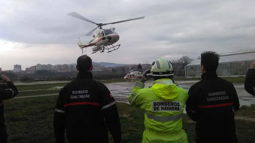 Actividades de entrenamiento de los nuevos bomberos de Navarra. BOMBEROS (8)