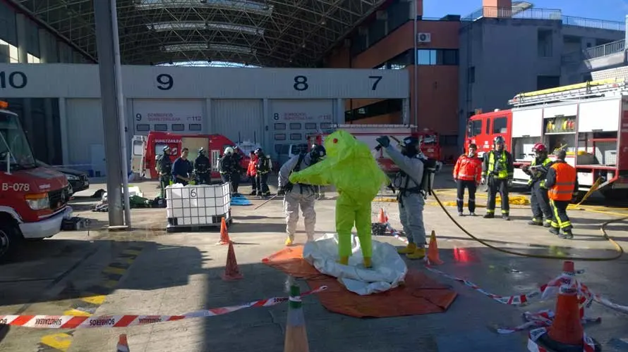 Actividades de entrenamiento de los nuevos bomberos de Navarra. BOMBEROS (13)
