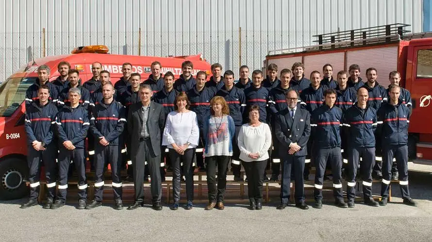 La consejera Beaumont visita a los nuevos bomberos de Navarra. BOMBEROS