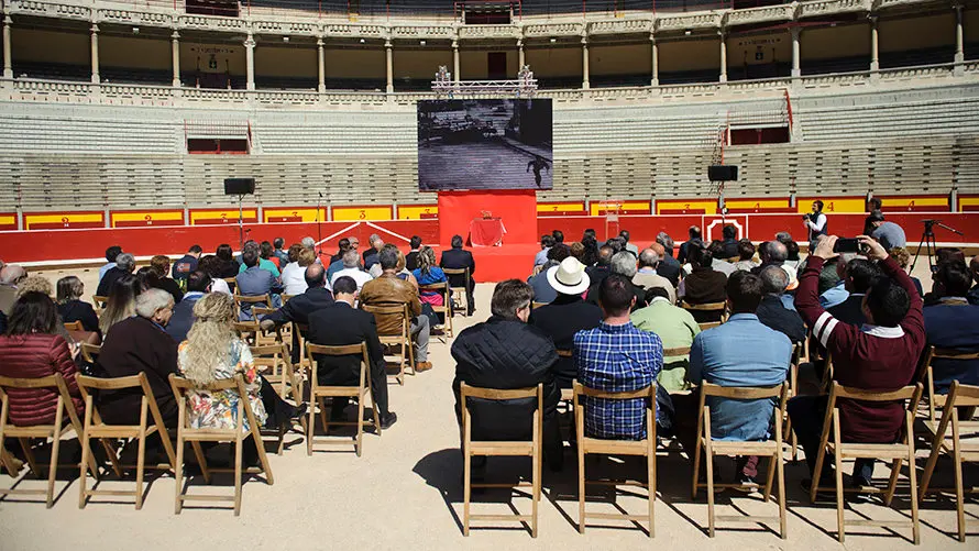 Entrega del primer Premio a las Tradiciones Taurinas Populares al encierro de los Sanfermines. MIGUEL OSÉS (8)