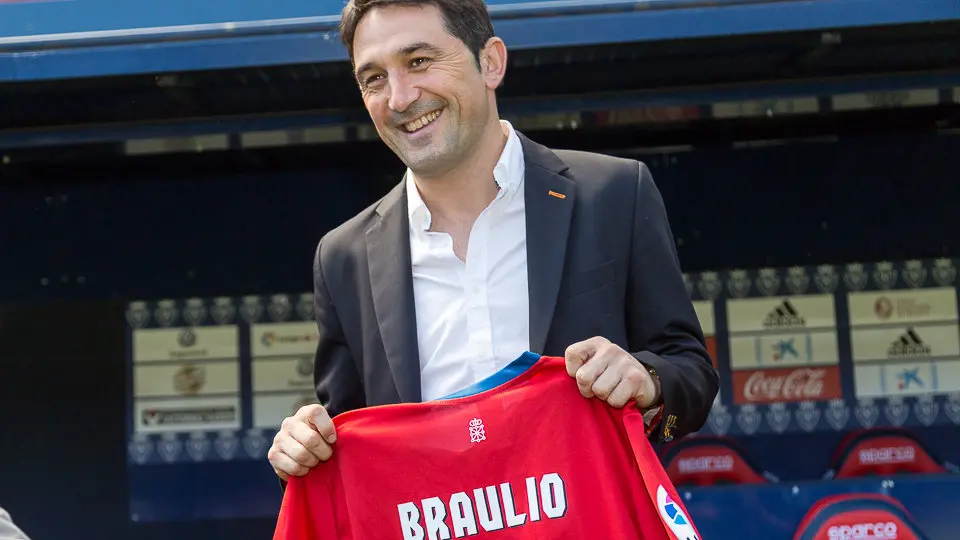 Presentación de Braulio Vázquez como nuevo director deportivo del Club Atlético Osasuna para las dos próximas temporadas (66). IÑIGO ALZUGARAY