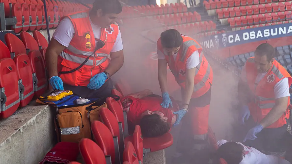 Simulacro de atentado terrorista en el estadio de El Sadar (10). IÑIGO ALZUGARAY
