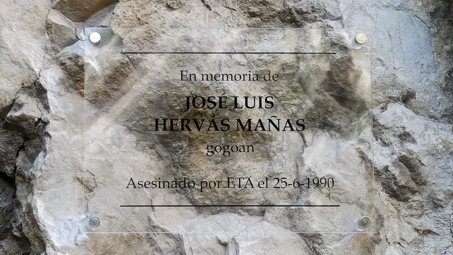 Homenaje en memoria del guardia civil José Luis Hervás, asesinado por ETA en la Foz de Lumbier en 1990. PABLO LASAOSA (10)