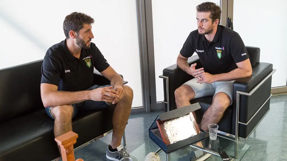 Presentación de los fichajes de Helvetia Anaitasuna Raúl Nantes y Cristian Martínez (06). IÑIGO ALZUGARAY