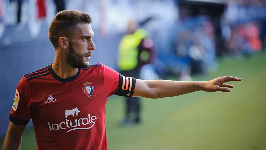 Partido entre Osasuna y Huesca en la celebración del 50 aniversario de El Sadar. MIGUEL OSÉS (13)