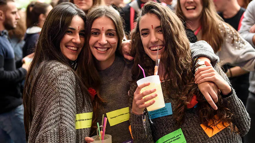La carpa Universitaria de Invierno de 2017 reúne a miles de jovenes en Amaya. MIGUEL OSÉS (15)