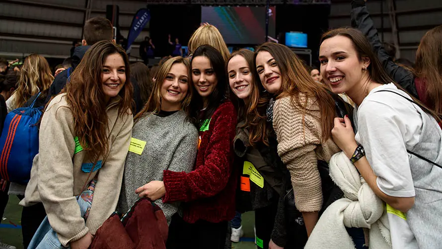 La carpa Universitaria de Invierno de 2017 reúne a miles de jovenes en Amaya. MIGUEL OSÉS (21)