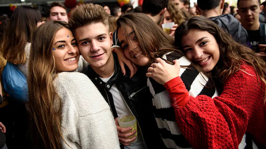 La carpa Universitaria de Invierno de 2017 reúne a miles de jovenes en Amaya. MIGUEL OSÉS (104)