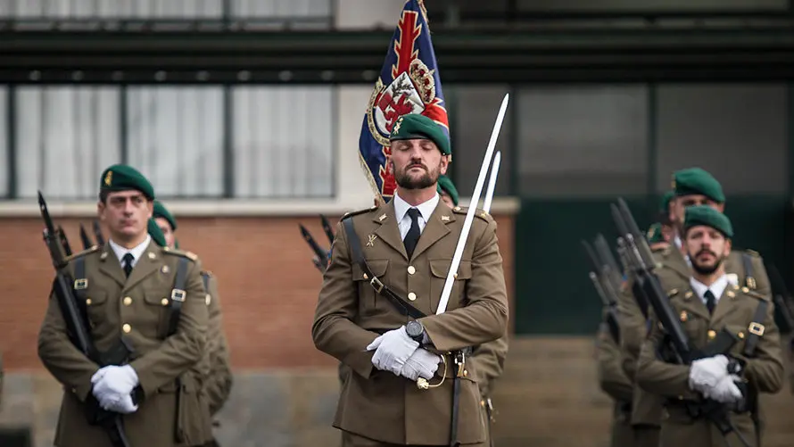 Celebración de la Inmaculada en el cuartel de Aizoáin. MIGUEL OSÉS (2)