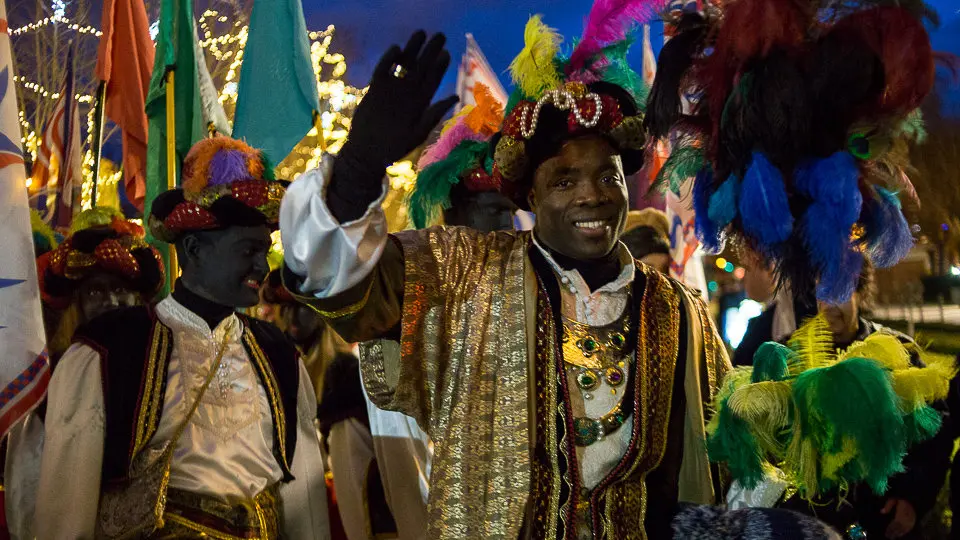 Visita de los Reyes Magos a la Casa de la Misericordia de Pamplona (04). IÑIGO ALZUGARAY