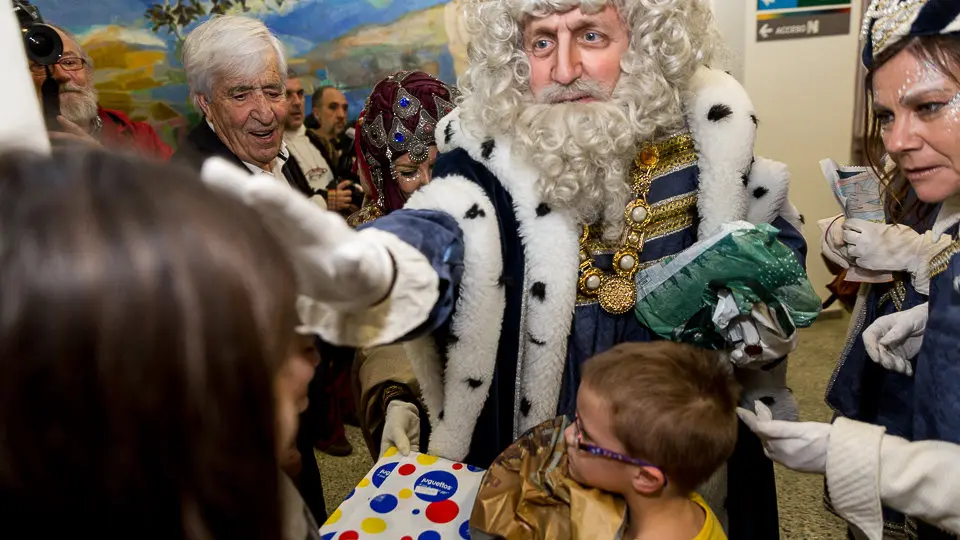 Visita de los Reyes Magos a la Casa de la Misericordia de Pamplona (14). IÑIGO ALZUGARAY