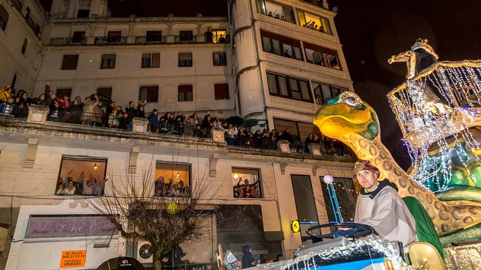 Cabalgata de los Reyes Magos en Pamplona (30). IÑIGO ALZUGARAY