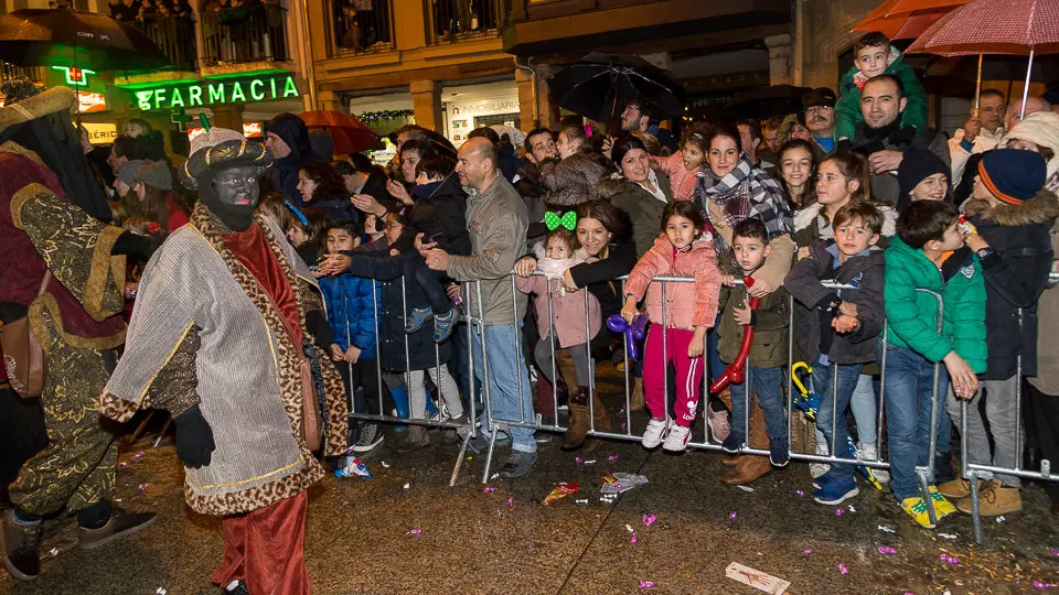 Cabalgata de los Reyes Magos en Pamplona (43). IÑIGO ALZUGARAY