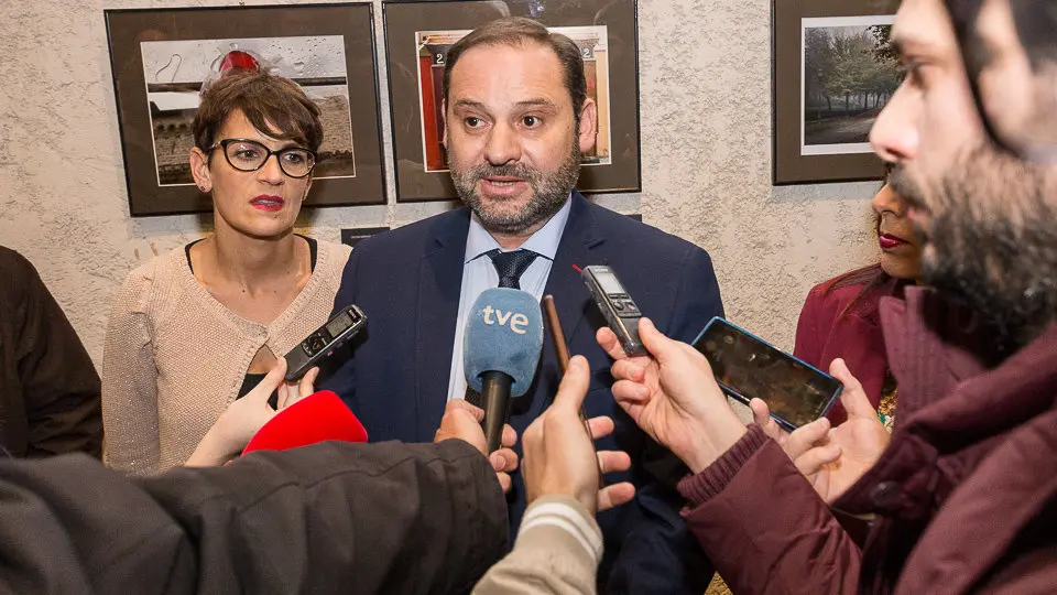 La Agrupación Socialista de Pamplona celebra su 125 aniversario con la presencia del secretario de Organización del PSOE, José Luis Ábalos, María Chivite y Maite Esporrín (23). IÑIGO ALZUGARAY