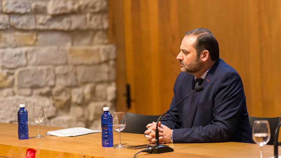 La Agrupación Socialista de Pamplona celebra su 125 aniversario con la presencia del secretario de Organización del PSOE, José Luis Ábalos, María Chivite y Maite Esporrín (34). IÑIGO ALZUGARAY