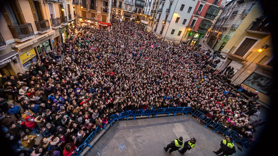 El Ayuntamiento de Pamplona ofrece una recepción institucional a Amaia Romero, ganadora de la última edición de 'Operación Triunfo' (45). IÑIGO ALZUGARAY