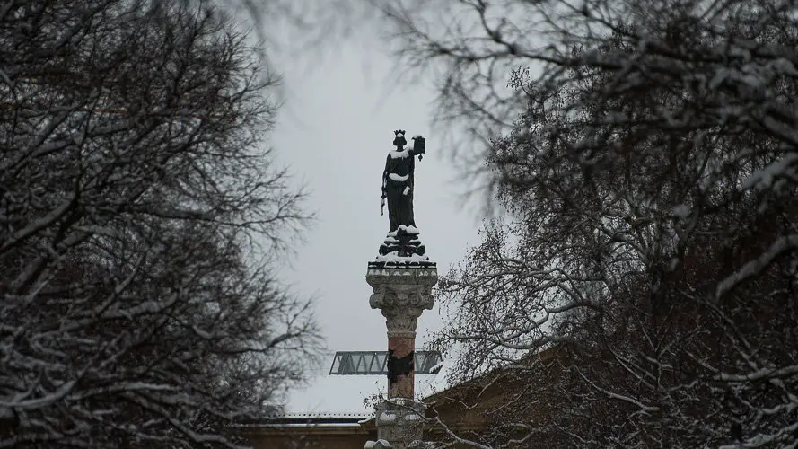 Nevada en Pamplona en el último día de febrero. PABLO LASAOSA 18