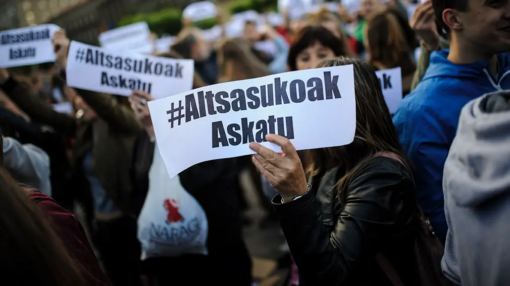 Concentración y manifestación en Pamplona por el caso de Alsasua. MIGUEL OSÉS_7