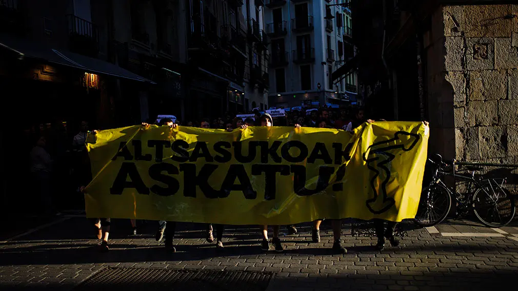 Concentración y manifestación en Pamplona por el caso de Alsasua. MIGUEL OSÉS_22
