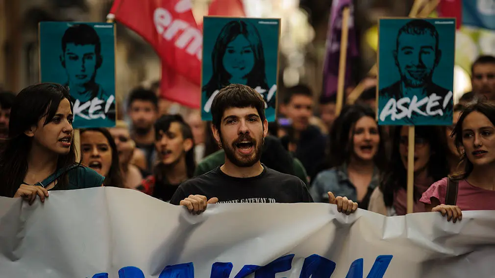 Manifestación convocada por el colectivo Ernai en rechazo a la sentencia por la agresión a dos guardias civiles en Alsasua.. MIGUEL OSÉS