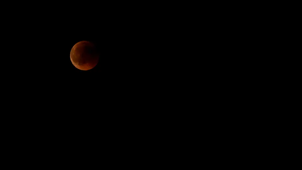 Eclipse total de Luna. MIGUEL OSÉS_4