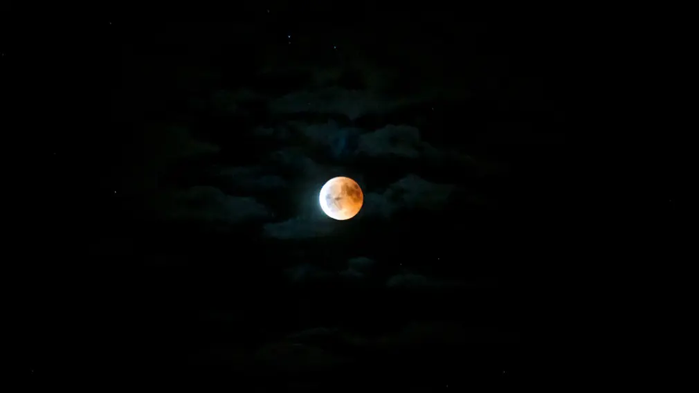 Eclipse total de Luna. MIGUEL OSÉS_5