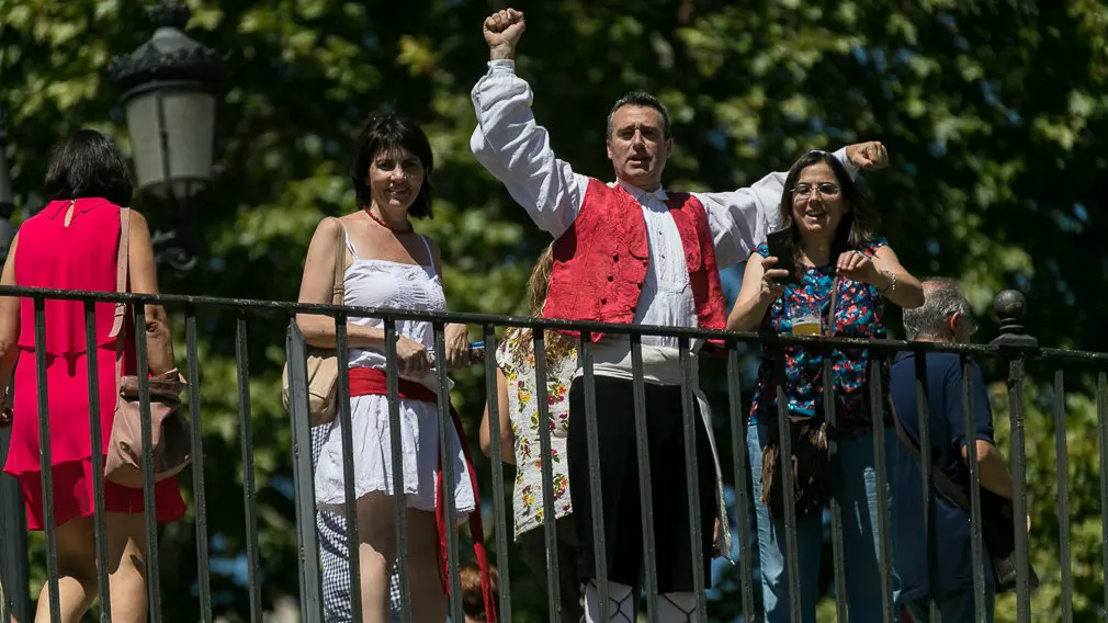 Tradicional descenso del río Ega de los jóvenes de Estella tras el chupinazo 2018 -(32). IÑIGO ALZUGARAY