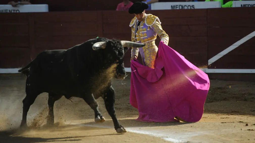 Primera corrida de la feria de Estella de 2018. MIGUEL OSÉS_10