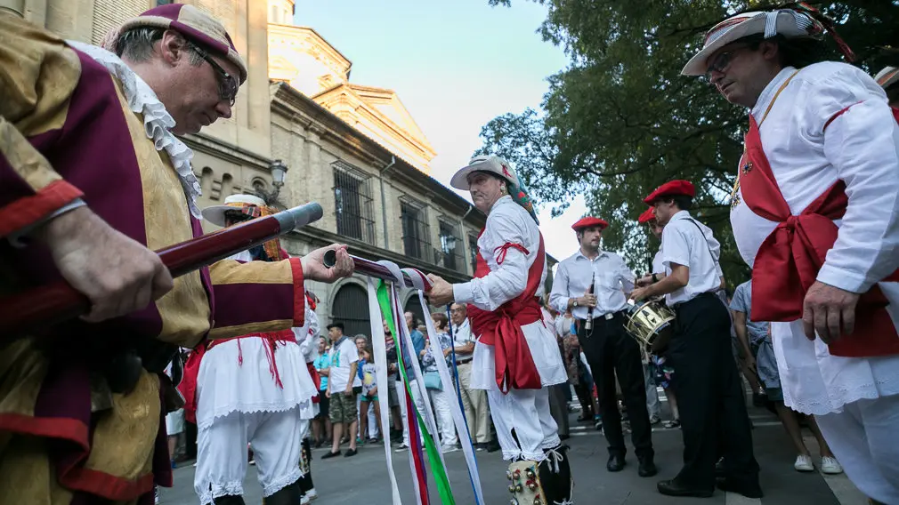 Baile de los Danzantes de San Lorenzo en el día de su patrón (29). IÑIGO ALZUGARAY
