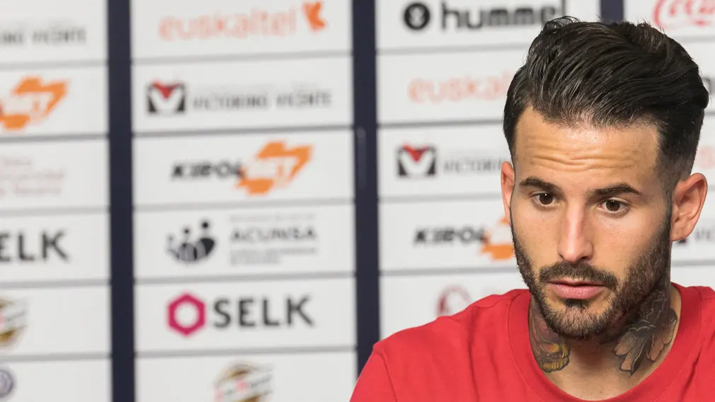 Presentación de Rubén García como nuevo delantero de Osasuna donde jugará con el número 14 en su camiseta (05). IÑIGO ALZUGARAY