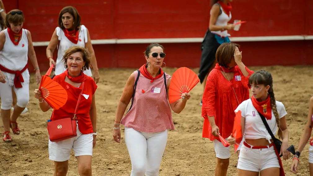 Milagro celebra el día de la mujer durante sus fiestas de 2018. PABLO LASAOSA 13