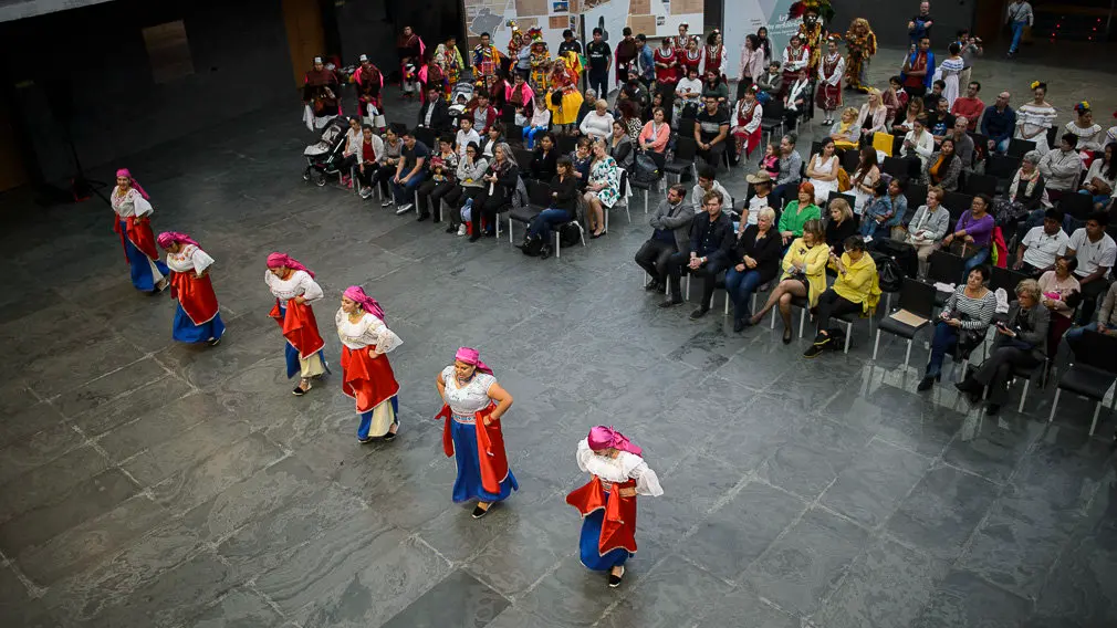 El Parlamento celebra el _Día de los Pueblos Indígenas y de Respeto a la Diversidad Cultural_. PABLO LASAOSA 07