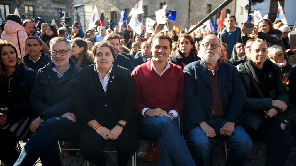 Visita de Albert Rivera a Alsasua. MIGUEL OSÉS_27